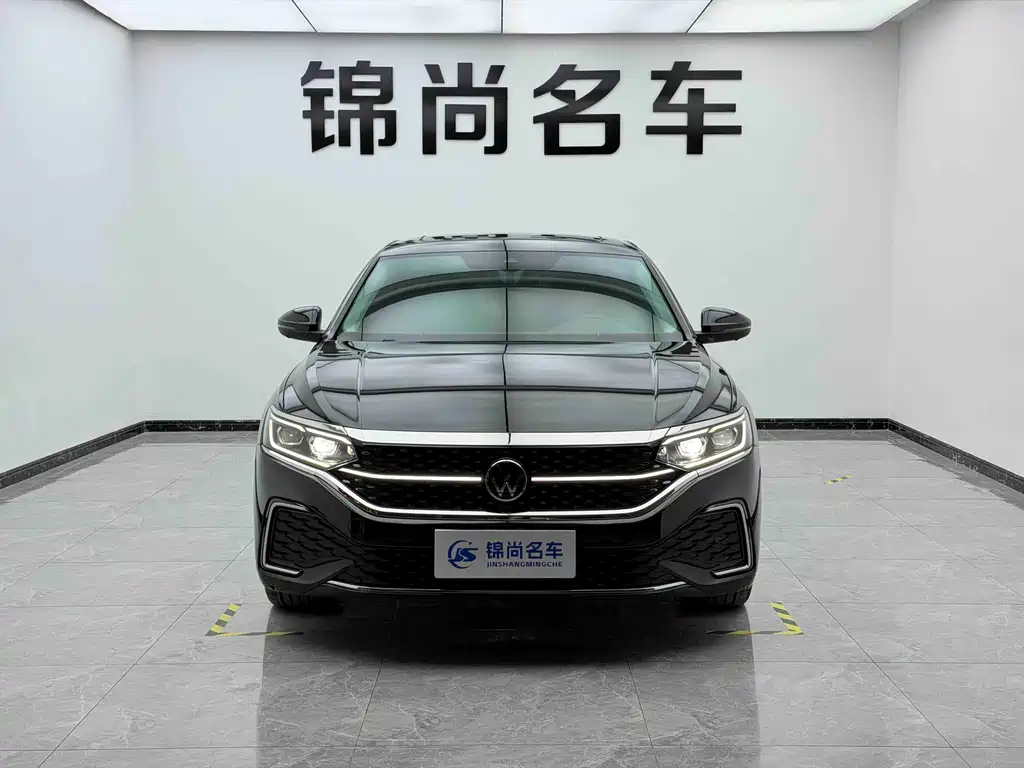 Passat 2024 380TSI Starry Sky Deluxe Edition купить на сайте DeffCars