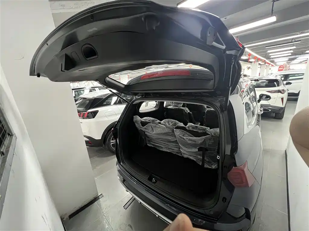 Kustu 2024 270TGDi LUX Premium Edition купить на сайте DeffCars