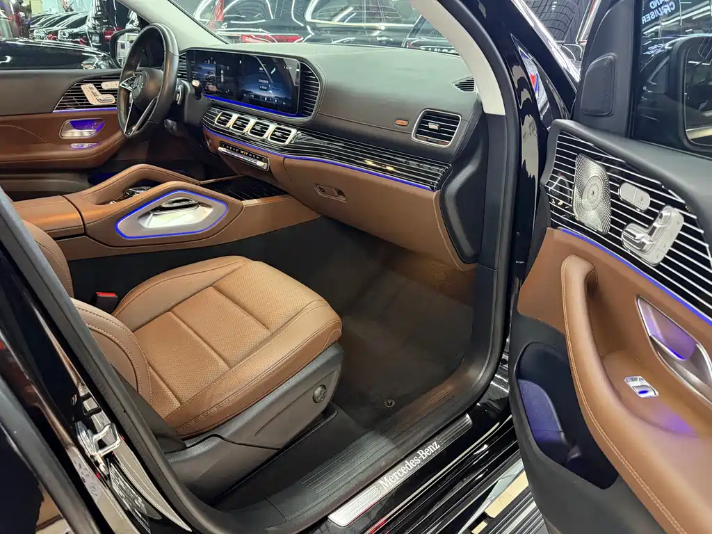 Mercedes-Benz GLS 2024 GLS 400 4MATIC купить на сайте DeffCars