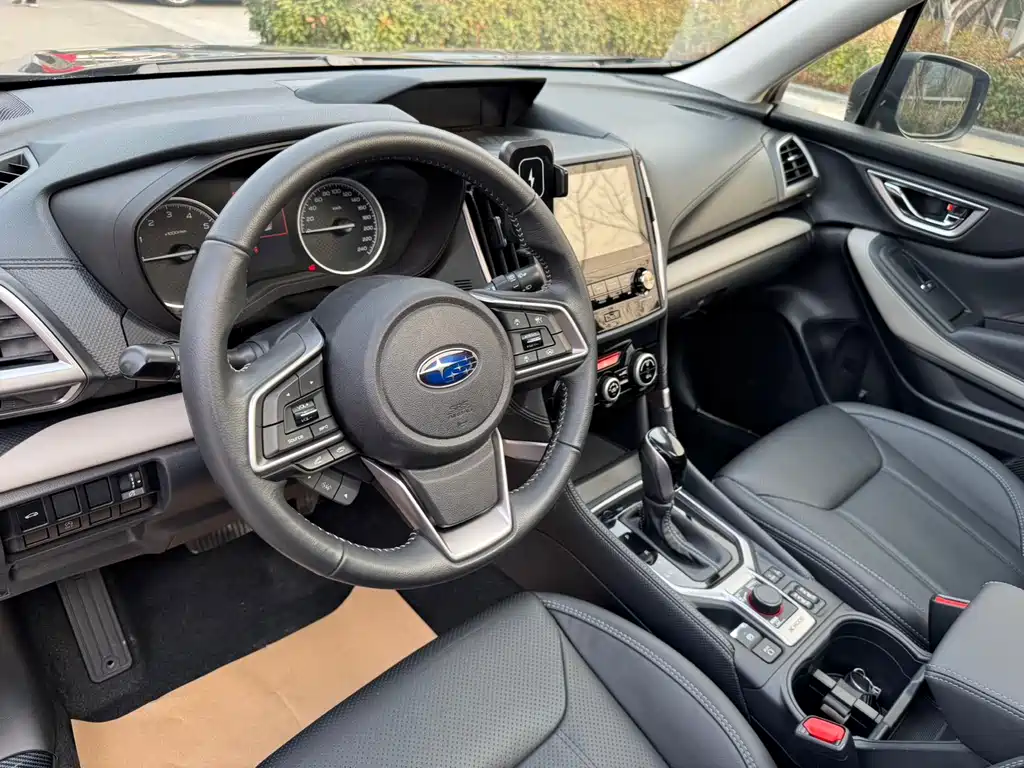 Forester 2022 2.0i AWD Deluxe Edition EyeSight купить на сайте DeffCars