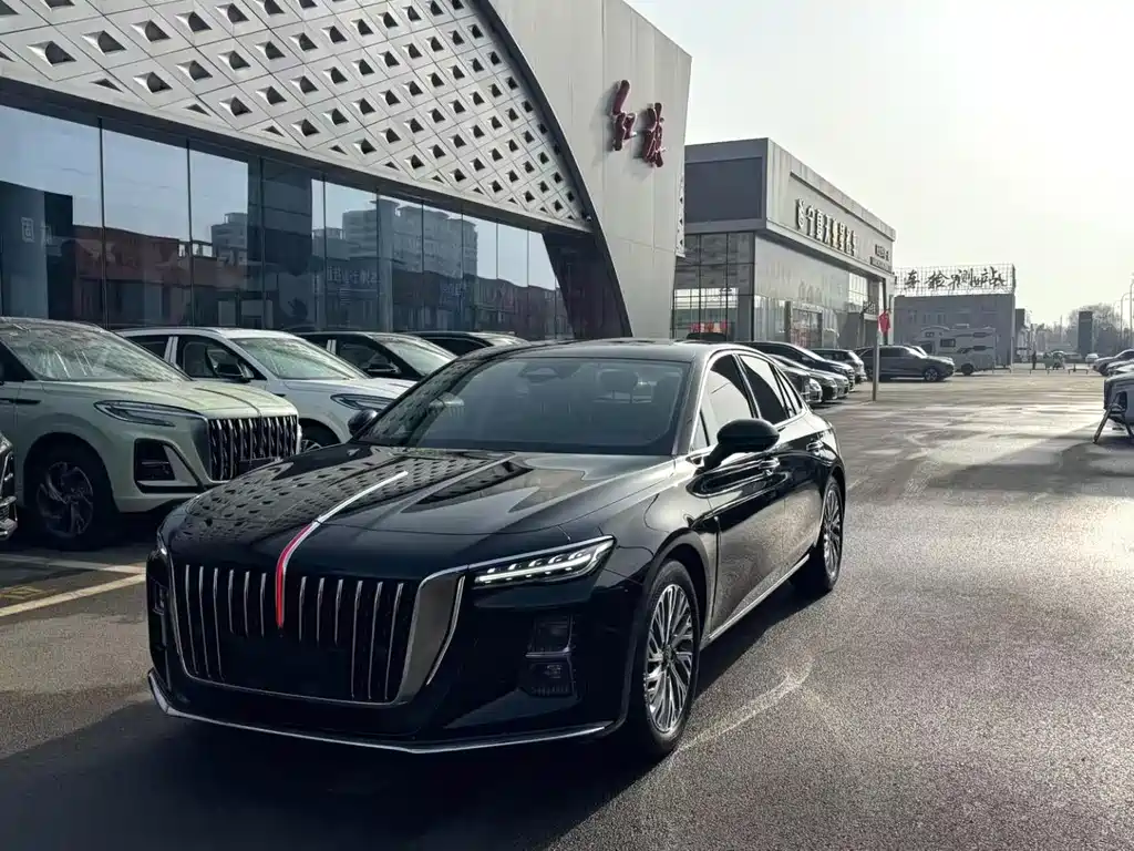 Hongqi H5 2023 2.0T Automatic Zhilianqichang Edition купить на сайте DeffCars