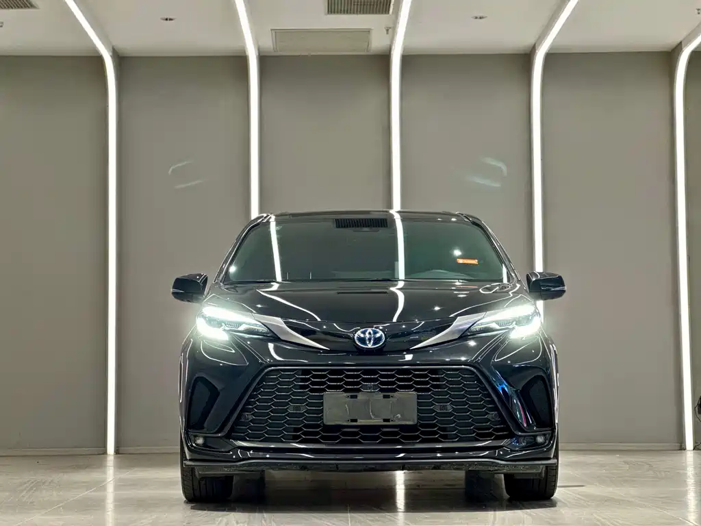 Grevia 2023 2.5L Hybrid Monarch VIP Edition купить на сайте DeffCars
