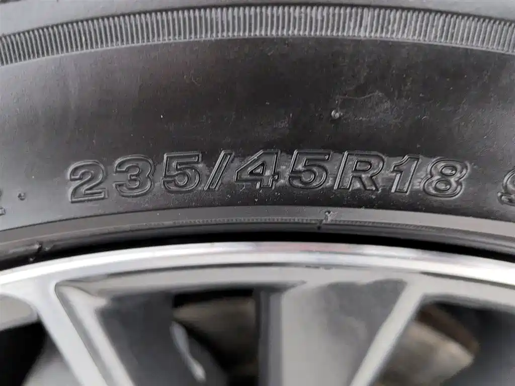 Camry 2023 2.5G Deluxe Edition купить на сайте DeffCars