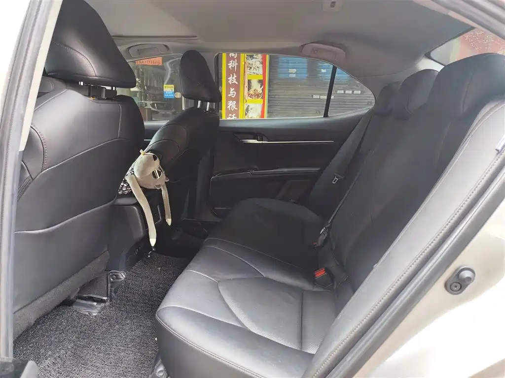 Camry 2021 2.0G Deluxe Edition купить на сайте DeffCars