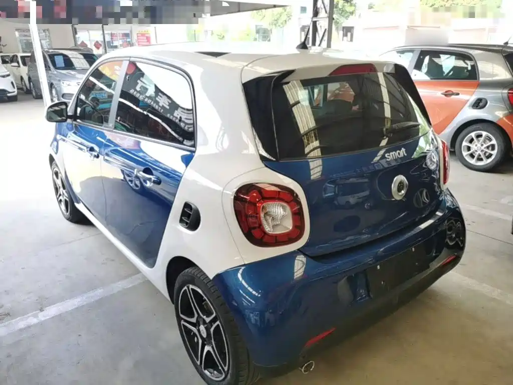 smart forfour 2016 0.9T 66kW extreme version купить на сайте DeffCars