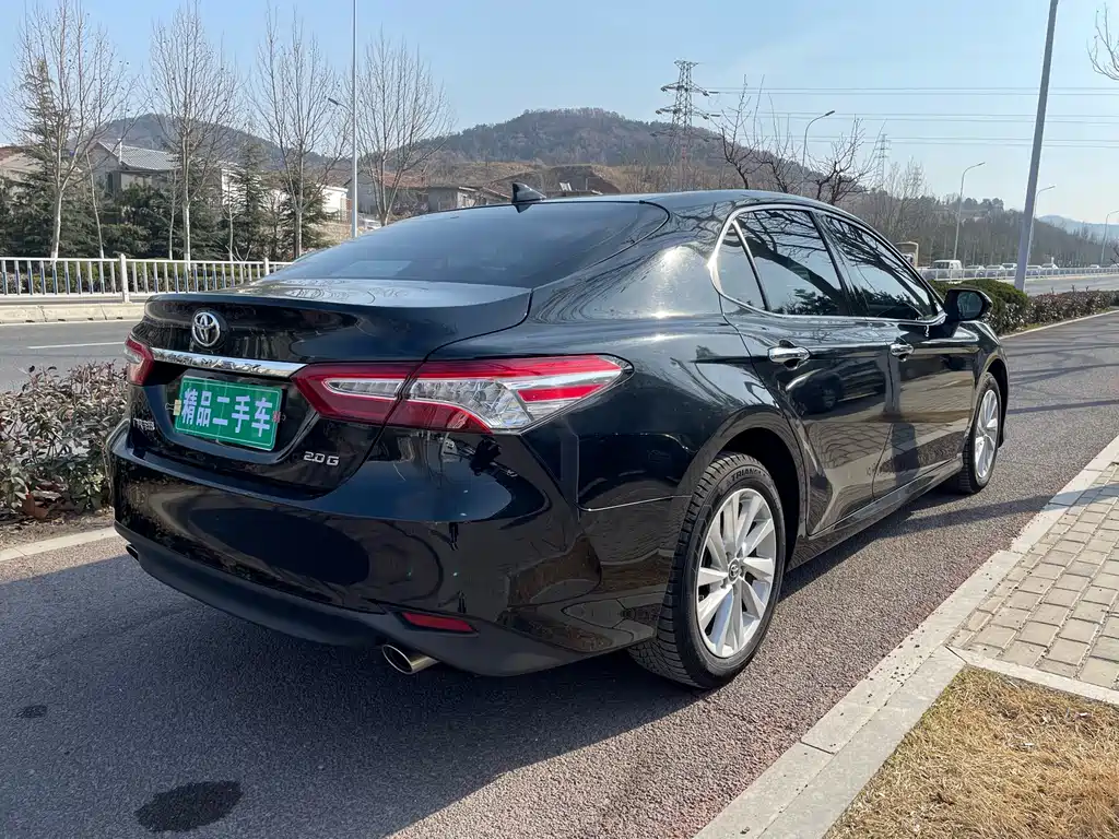 Camry 2021 2.0G Deluxe Edition купить на сайте DeffCars
