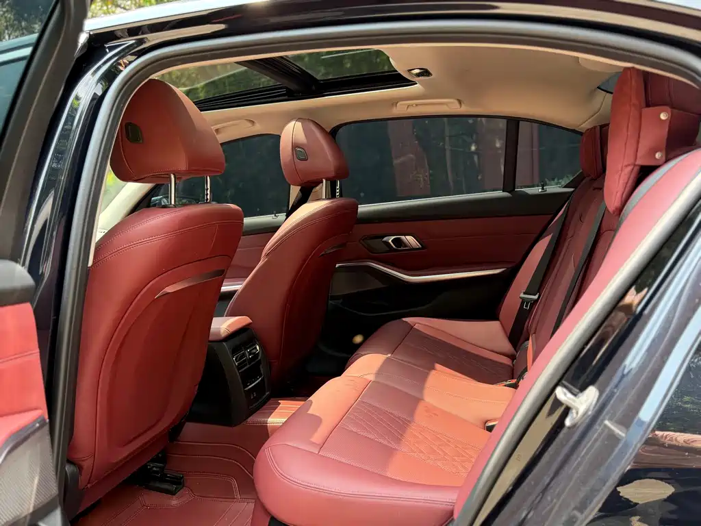 BMW 3 Series 2025 325Li M Sports Package купить на сайте DeffCars
