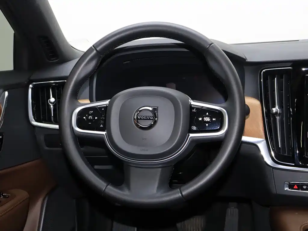 Volvo S90 2024 B5 Zhiyi Luxury Edition купить на сайте DeffCars
