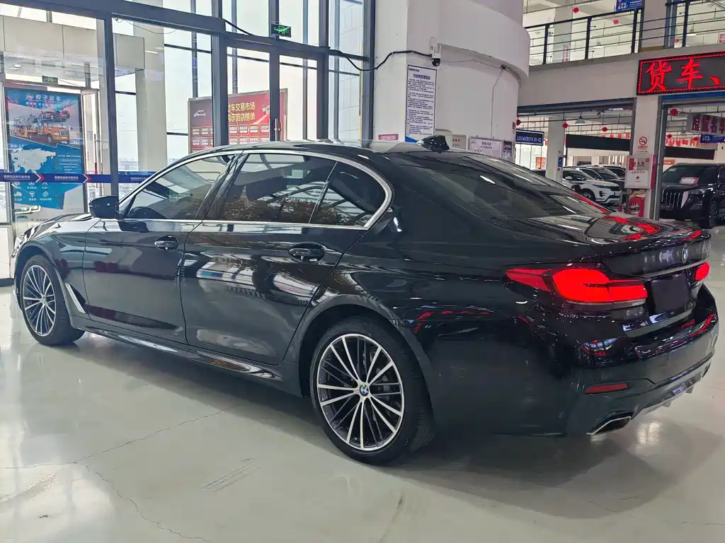 BMW 5 Series 2021 530Li xDrive M Sports Package купить на сайте DeffCars