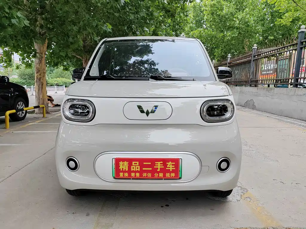 Hongguang MINIEV 2024 third generation 215km youth version купить на сайте DeffCars
