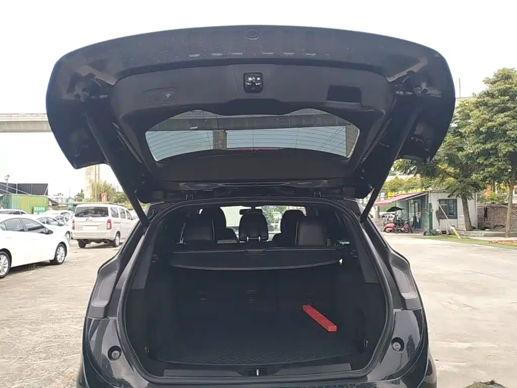 Lincoln MKC 2014 2.0T 2WD Zunya Edition купить на сайте DeffCars