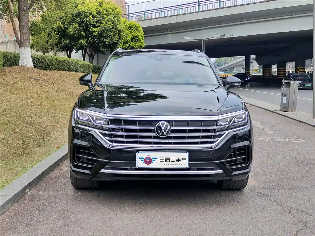 Touareg 2022 3.0TSI Ruixiang Edition Classic Sports Package купить на сайте DeffCars