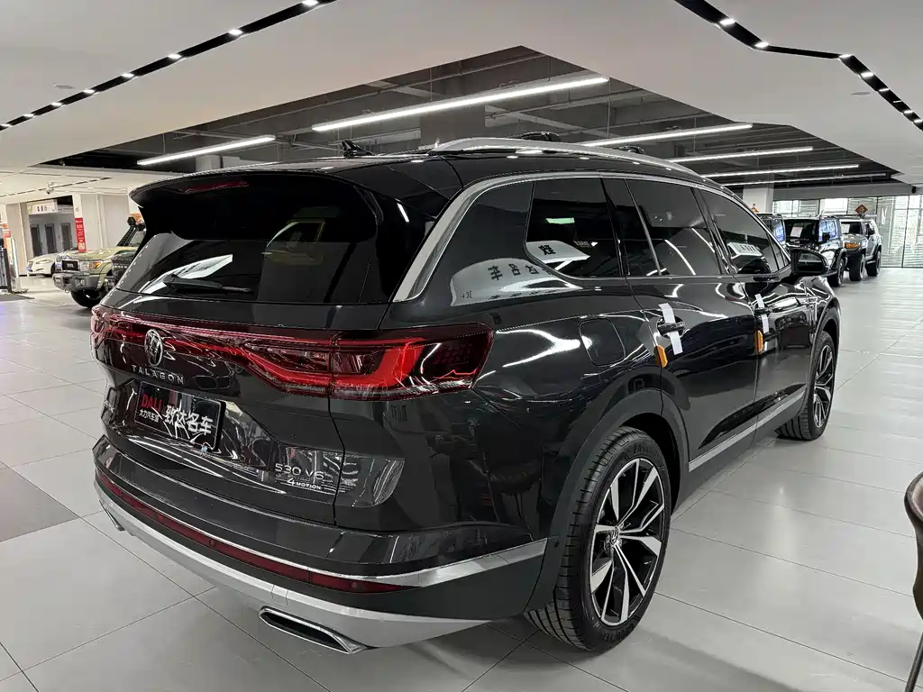 Lanjing 2022 530TSI four-wheel drive flagship Shengjing Edition Pro 7 seats купить на сайте DeffCars