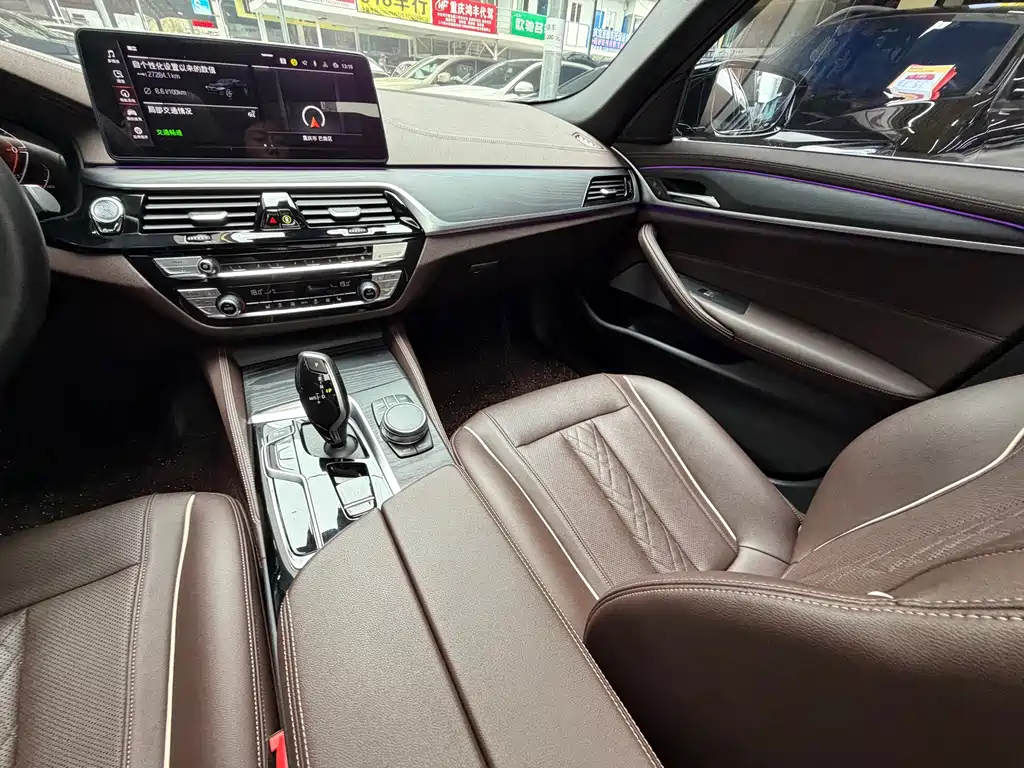 BMW 5 Series 2023 facelift 530Li leading M sports package купить на сайте DeffCars