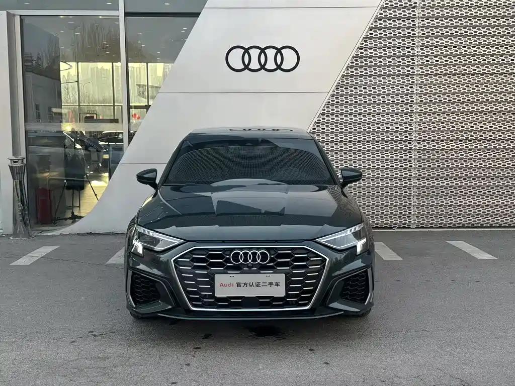 Audi A3 2024 A3L Limousine 35 TFSI Fashionable and Sporty купить на сайте DeffCars