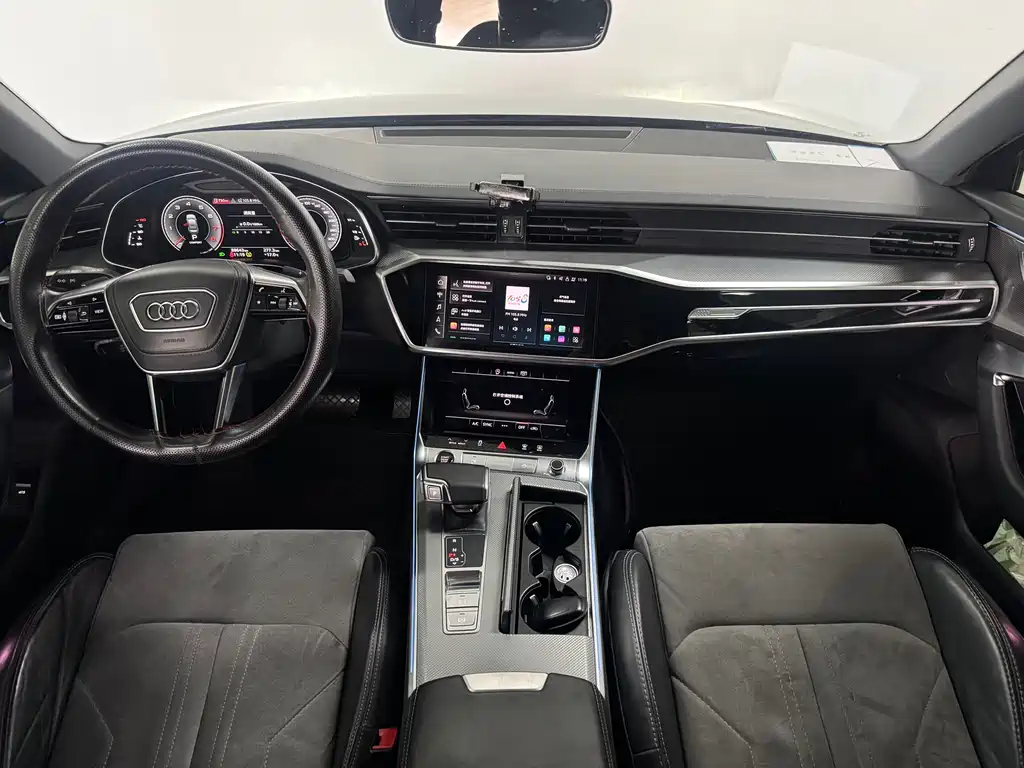 Audi A6L 2023 45 TFSI Premium Dynamic Model купить на сайте DeffCars