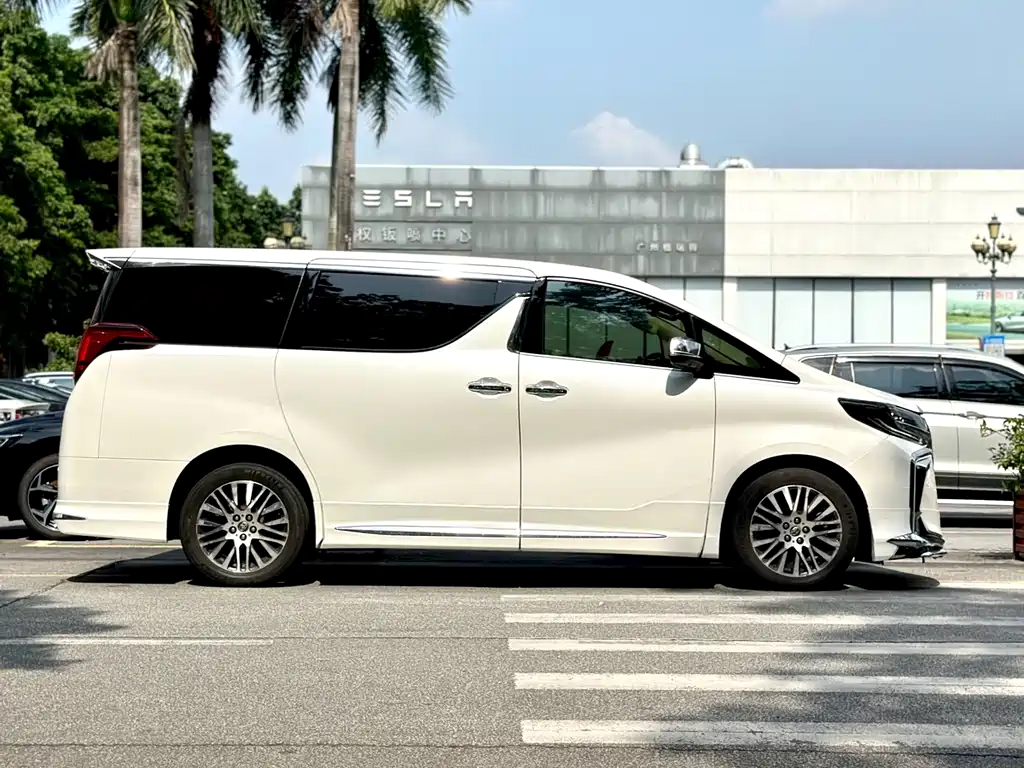 Alphard 2018 3.5L Premium Edition купить на сайте DeffCars
