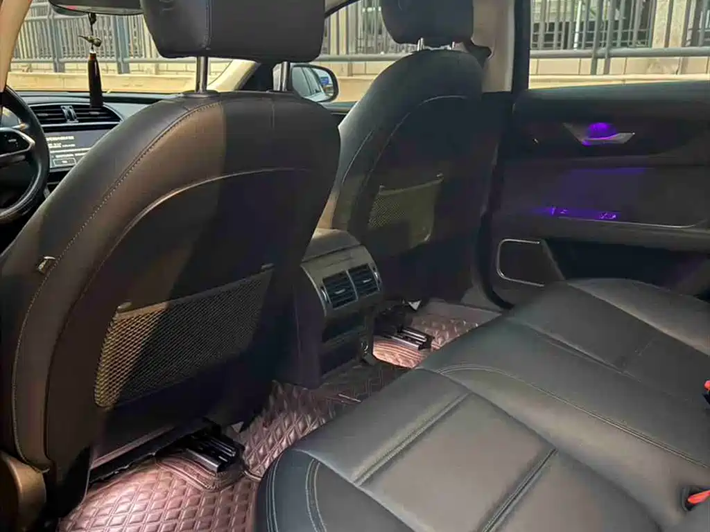 Jaguar XEL 2022 2.0T 250PS R-DYNAMIC S Advanced Sports Edition купить на сайте DeffCars