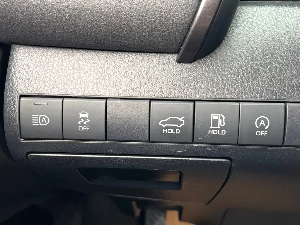 Camry 2019 2.5G Deluxe Edition National V купить на сайте DeffCars