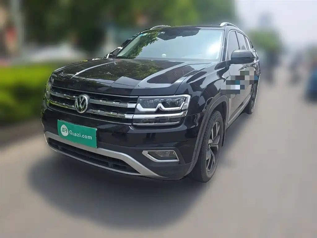 Touron 2017 330TSI two-wheel drive luxury version купить на сайте DeffCars
