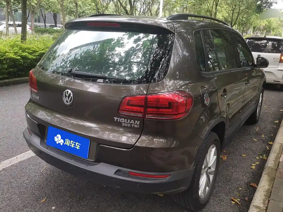 Tiguan 2016 300TSI automatic two-wheel drive comfort version купить на сайте DeffCars