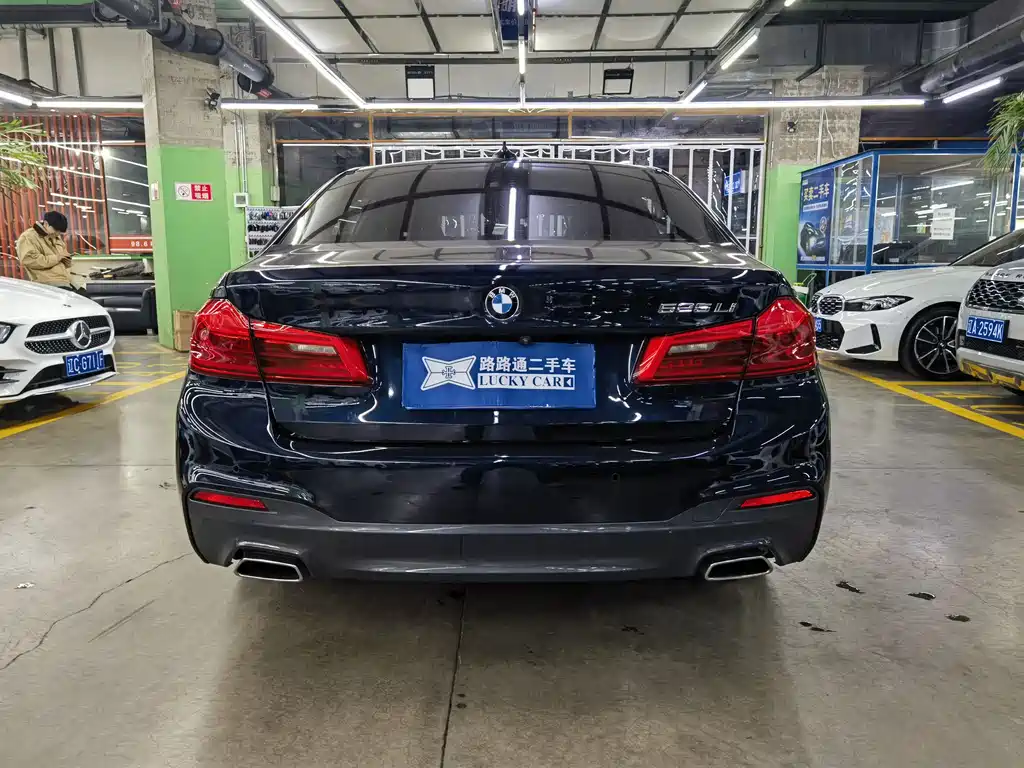 BMW 5 Series 2020 525Li M Sports Package купить на сайте DeffCars