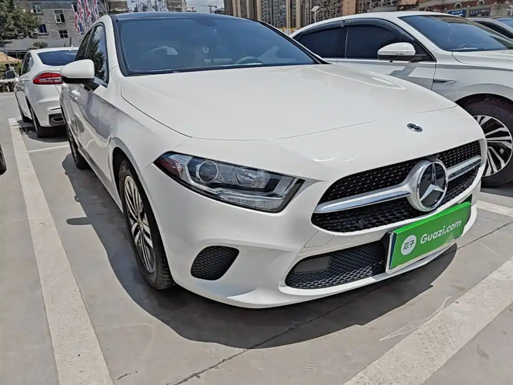 Mercedes-Benz A-Class 2022 A 180 L купить на сайте DeffCars