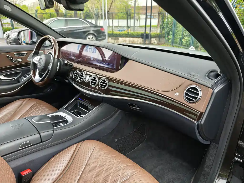 Maybach S-Class 2019 S 450 4MATIC купить на сайте DeffCars
