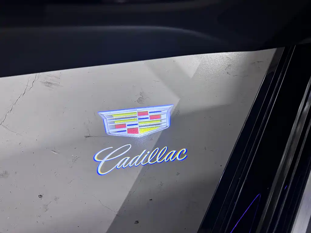 Cadillac CT5 2024 28T Premium Model купить на сайте DeffCars