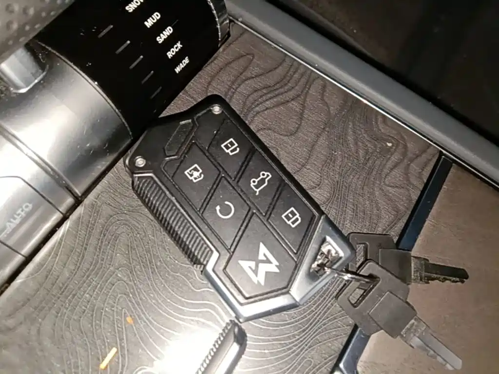 Warrior 917 2023 extended range basic version купить на сайте DeffCars