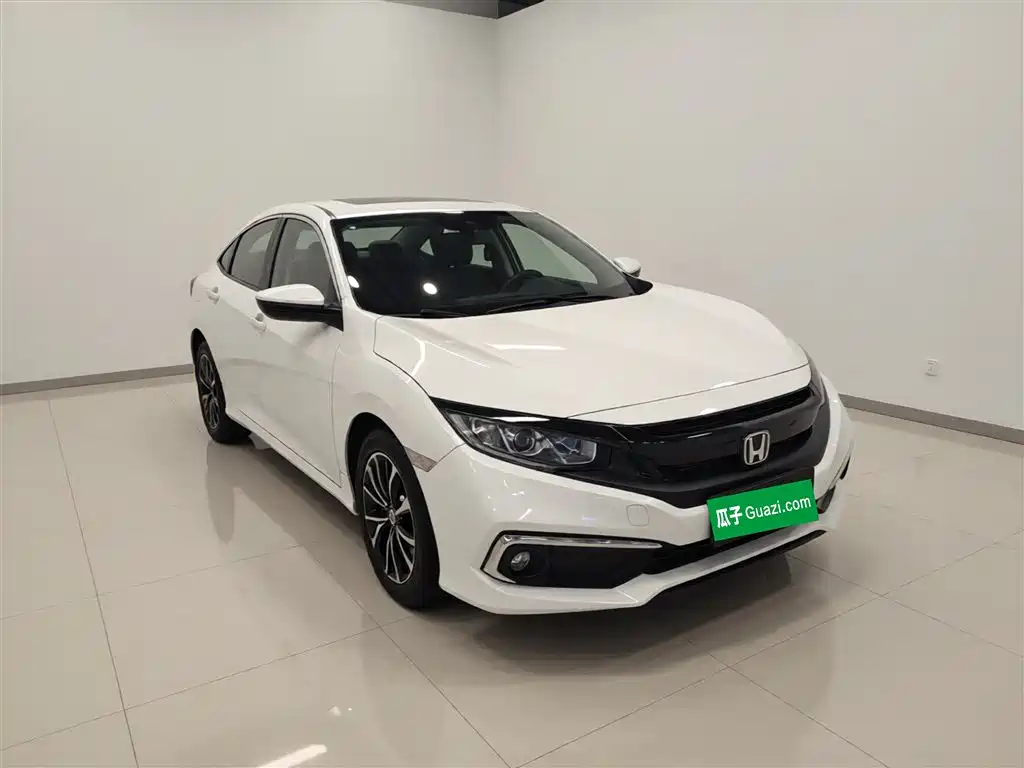 Civic 2019 220TURBO CVT Dynamic Edition National V купить на сайте DeffCars