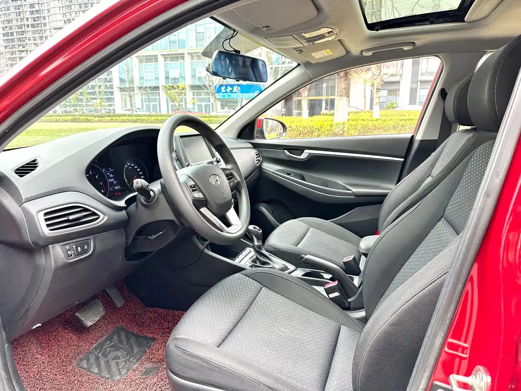 Yuedong 2017 1.6L automatic value version GLS купить на сайте DeffCars