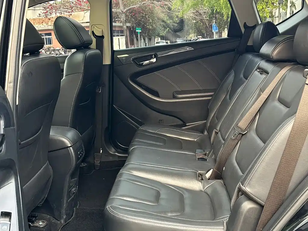 Fengguang 580 2017 1.5T CVT comfort model купить на сайте DeffCars