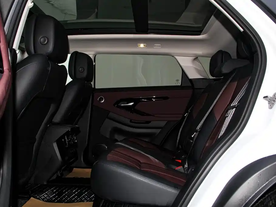 Range Rover Evoque 2024 Range Rover Evoque L SE Yuguang Zunyao Edition купить на сайте DeffCars