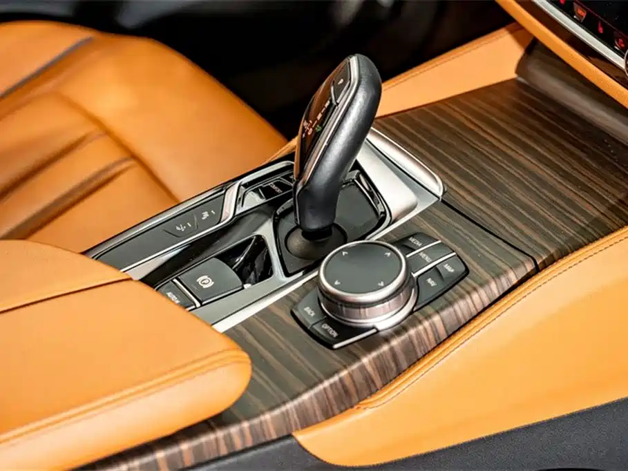BMW 6 Series GT 2019 630i Luxury Design Package купить на сайте DeffCars
