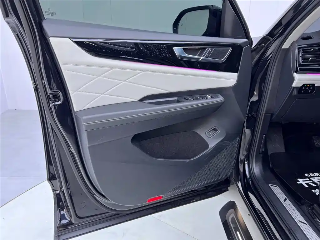 Touron 2024 380TSI four-wheel drive Dragon Edition купить на сайте DeffCars