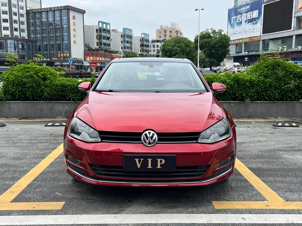 Golf 2016 230TSI Automatic Luxury Edition купить на сайте DeffCars