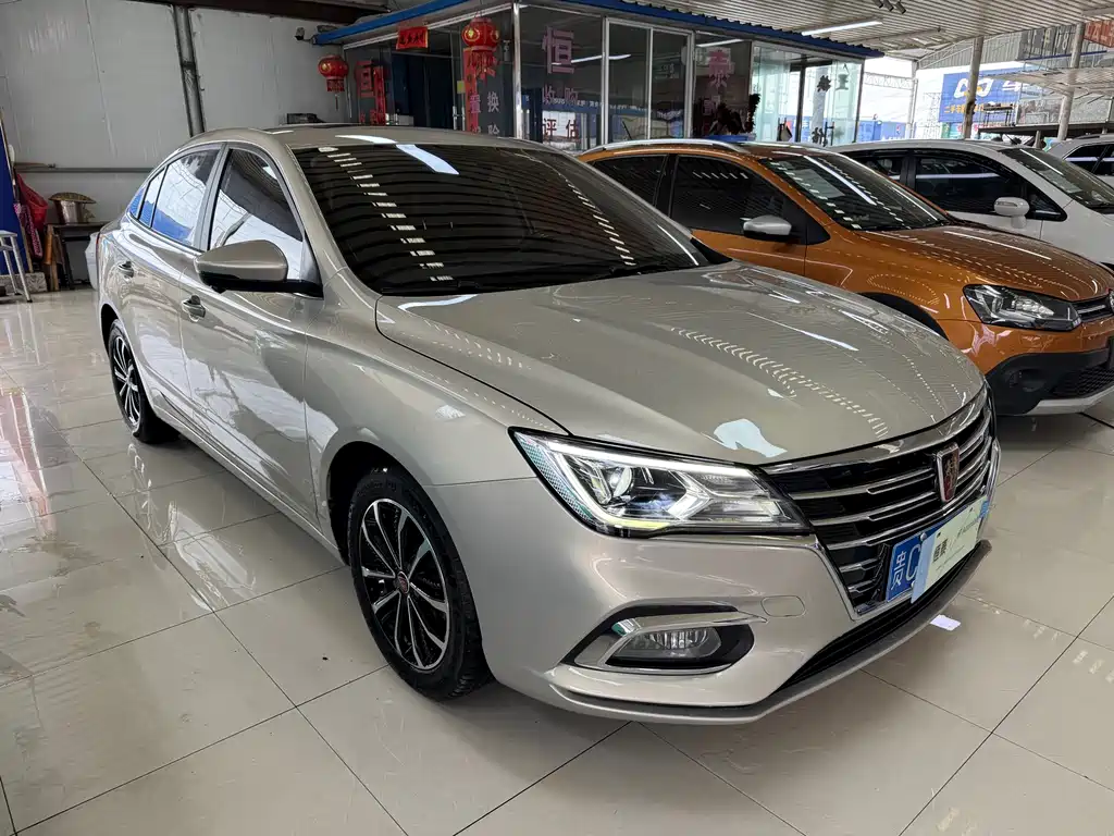 Roewe i5 2020 1.5L automatic 4G Internet leading flagship version купить на сайте DeffCars