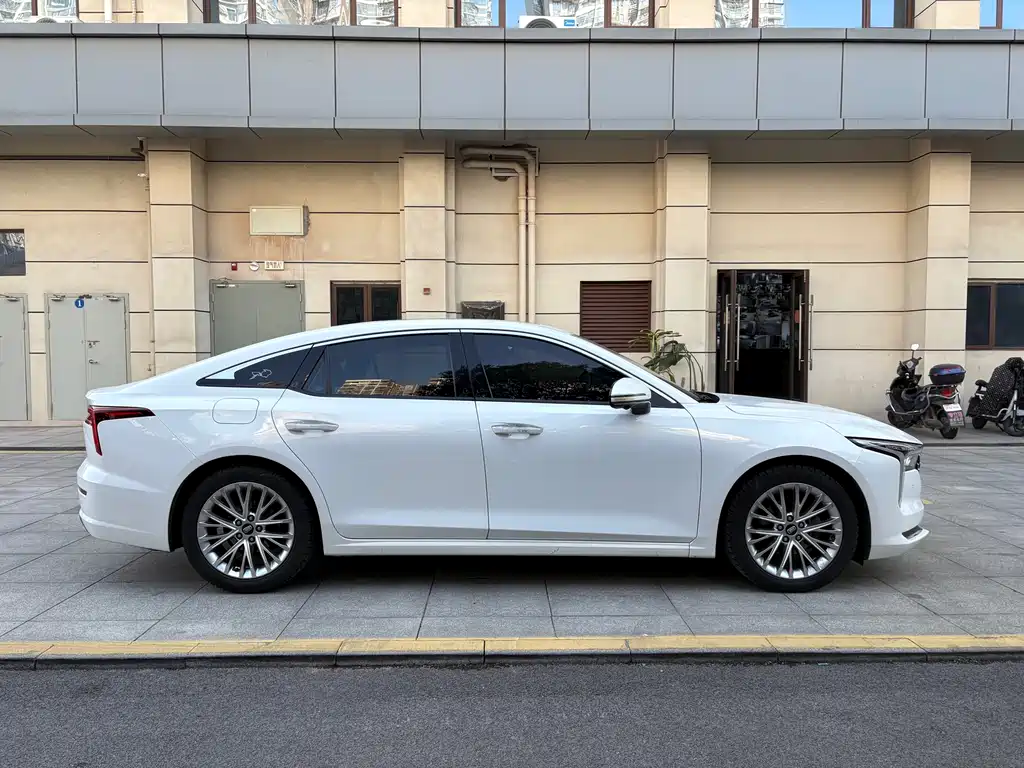 Pentium B70 2023 third generation 1.5T automatic enjoyment type 70th anniversary commemorative edition купить на сайте DeffCars