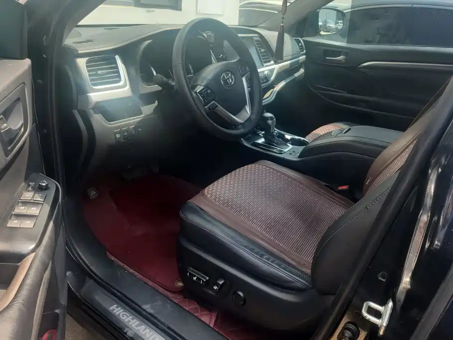 Highlander 2021 2.0T four-wheel drive premium version 7 seats купить на сайте DeffCars