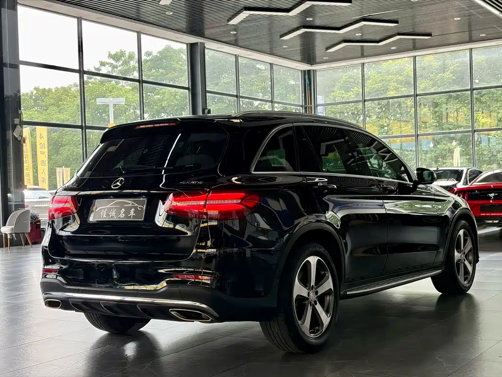 Mercedes-Benz GLC 2017 GLC 300 4MATIC Dynamic купить на сайте DeffCars