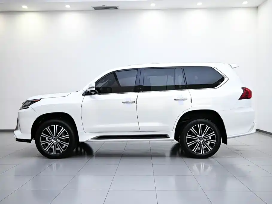 Lexus LX 2019 570 Premium Deluxe Edition купить на сайте DeffCars