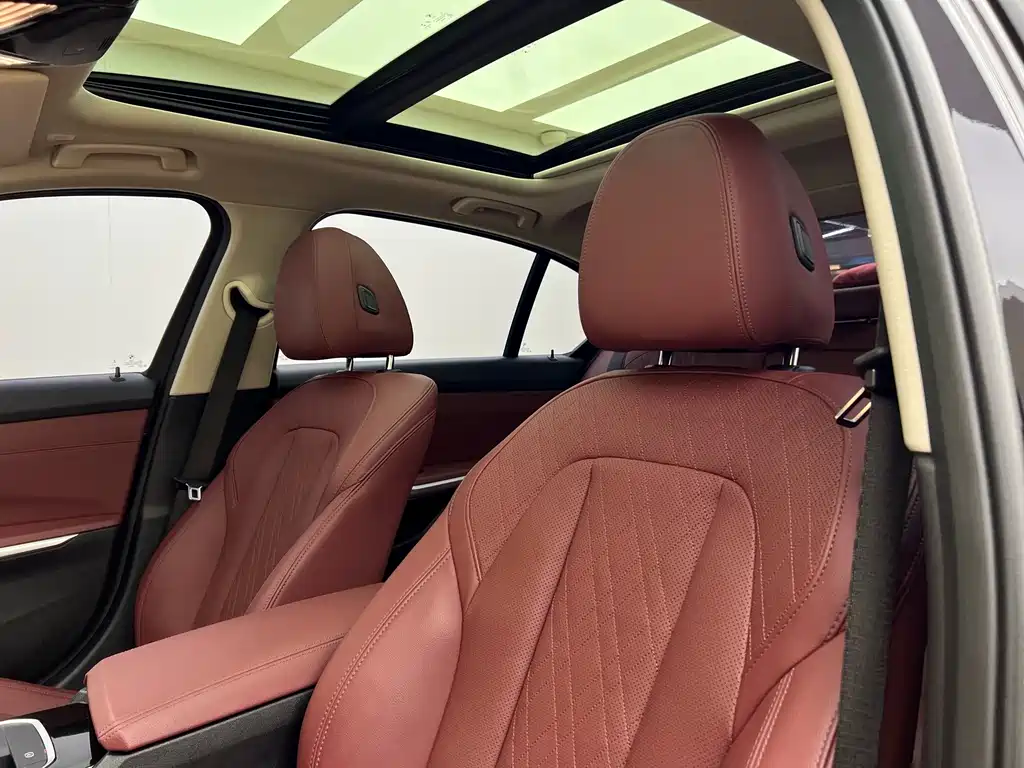 BMW i3 2022 eDrive 35L купить на сайте DeffCars