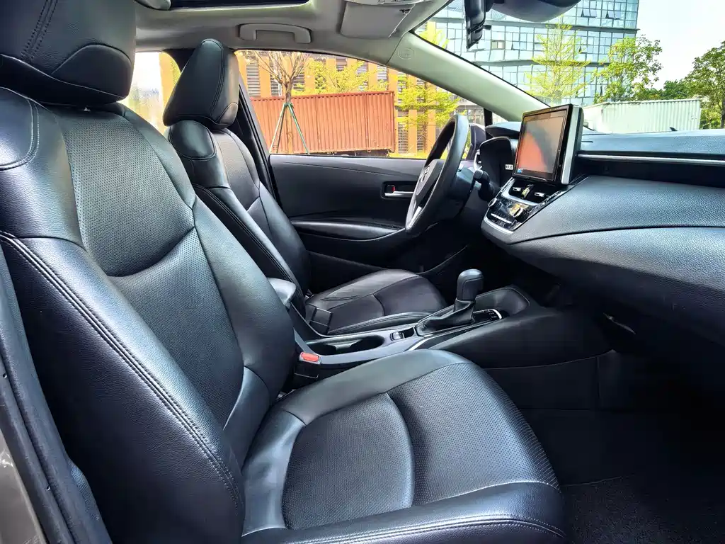 Corolla 2019 1.2T S-CVT GL-i Deluxe Edition купить на сайте DeffCars