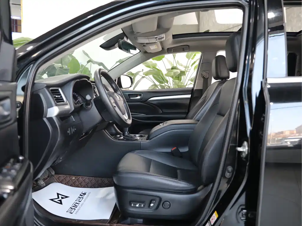 Highlander 2018 2.0T four-wheel drive luxury version, 7 seats, National VI купить на сайте DeffCars