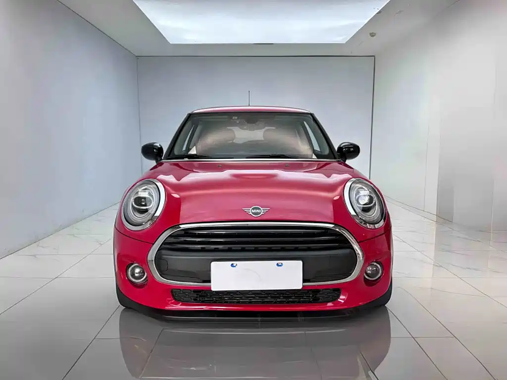 Mini 2021 1.5T ONE купить на сайте DeffCars