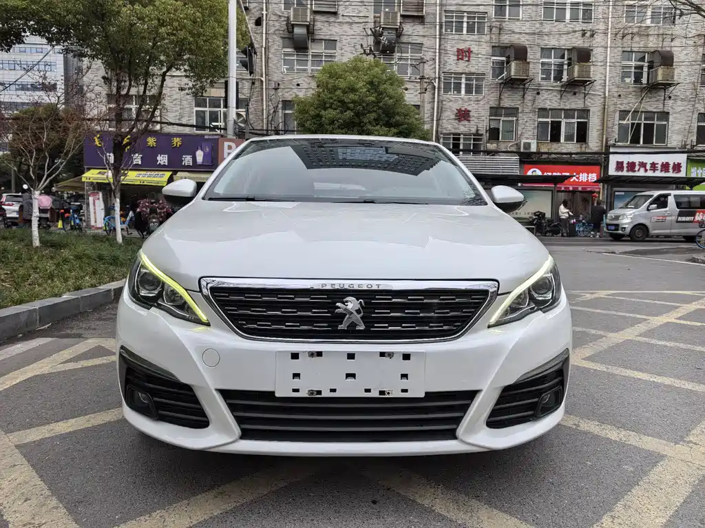 Peugeot 308 2018 1.6L automatic luxury version купить на сайте DeffCars