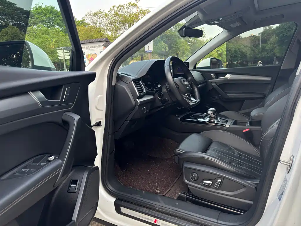 Audi Q5L 2023 40T Ice and Snow Sports Edition купить на сайте DeffCars