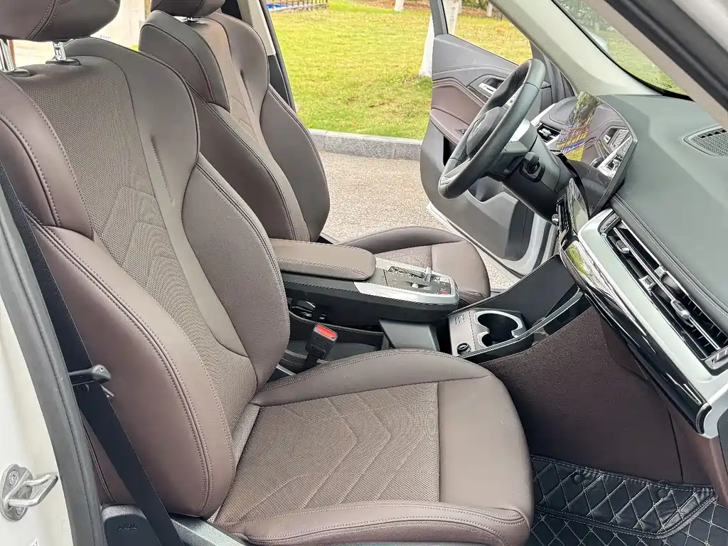 BMW X1 2024 sDrive25Li X Design Package купить на сайте DeffCars