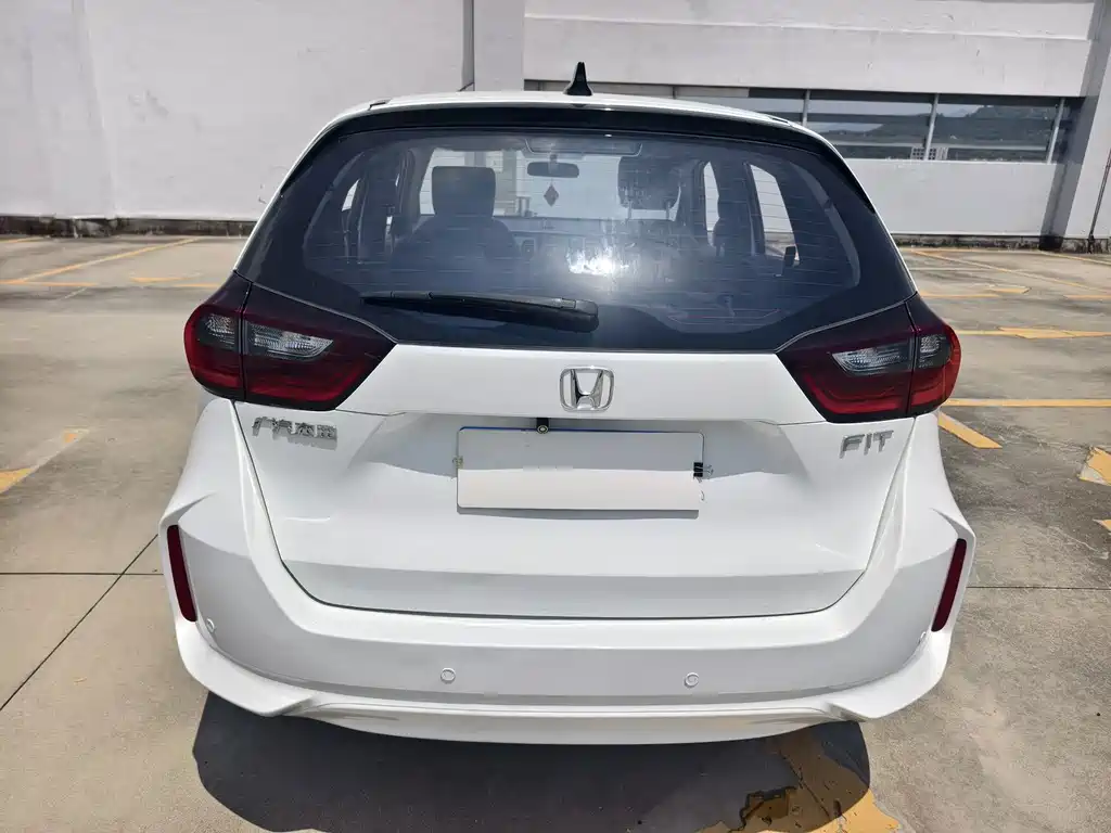 Fit 2023 1.5L CVT trendy version купить на сайте DeffCars